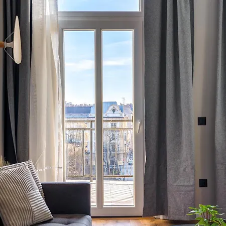 Time Out Suites With Terrace - R30 Budapest Exterior photo