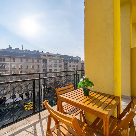 Time Out Suites With Terrace - R30 Budapest Exterior photo